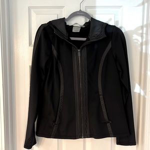 Athleta black zip up strength jacket. VGUC size L